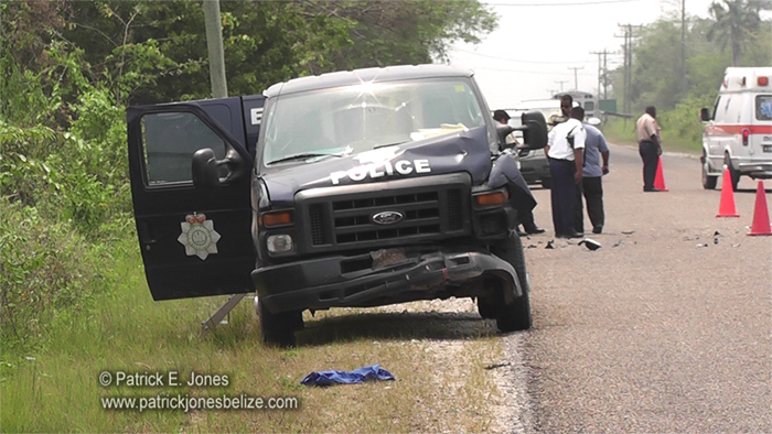 Police van crashes (Phillip Goldson Highway)