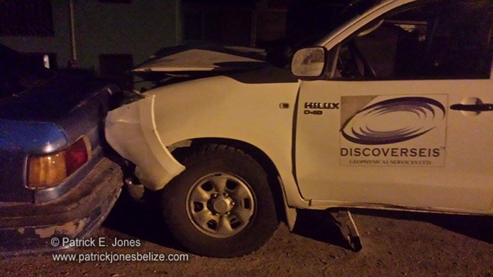 Vehicles crash in Santa Elena