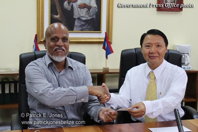 Taiwan donates to Belize