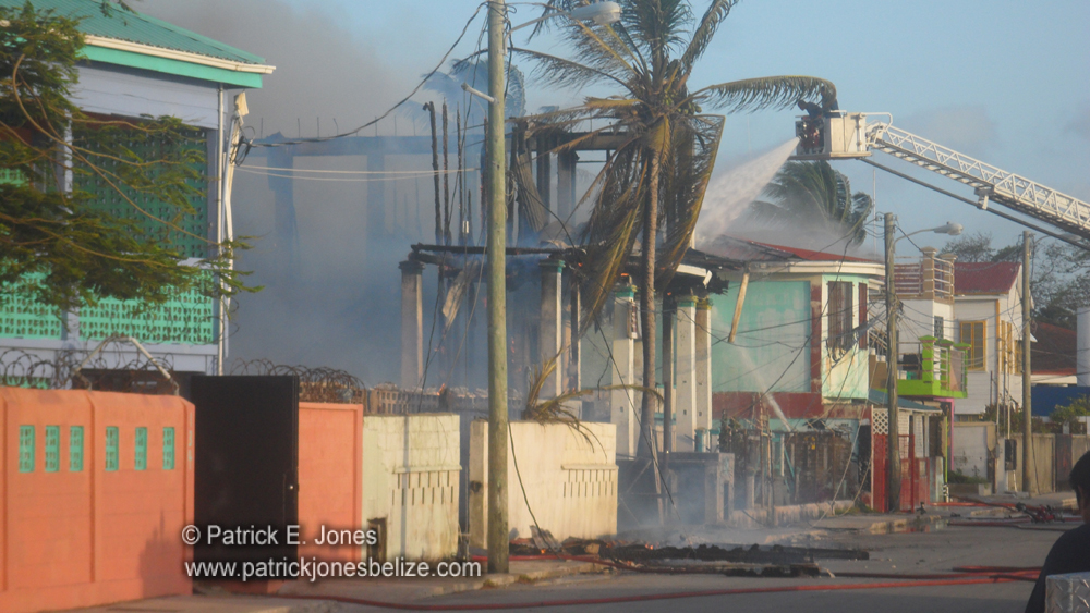 Fire guts buildings (Belize City)