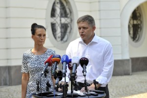 PM Fico and wife